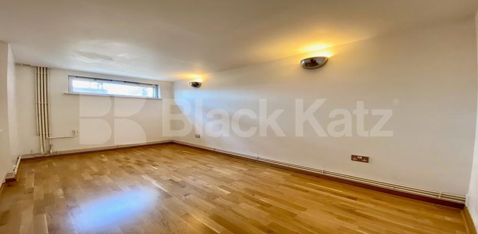 			VIRTUAL TOUR AVAILABLE!, 2 Bedroom, 1 bath, 1 reception Apartment			 ABILITY PLAZA-KINGSLAND ROAD, DALSTON/HAGGERSTON